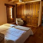 Masia Mas De La Creu