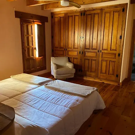 Masia Mas De La Creu